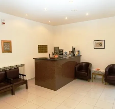 Aparthotel Adonis