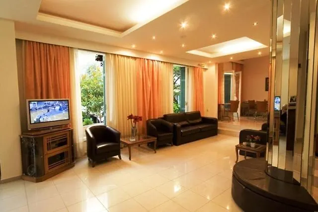 Lägenhetshotell Adonis 2*